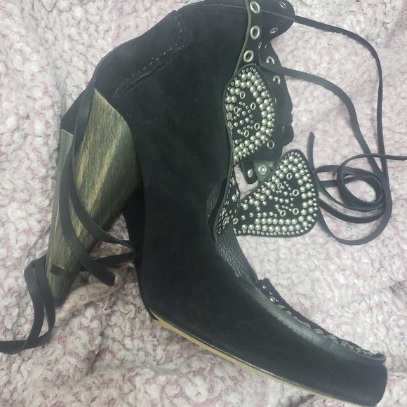 Isabel Marant studded heels - Picture 4 of 5